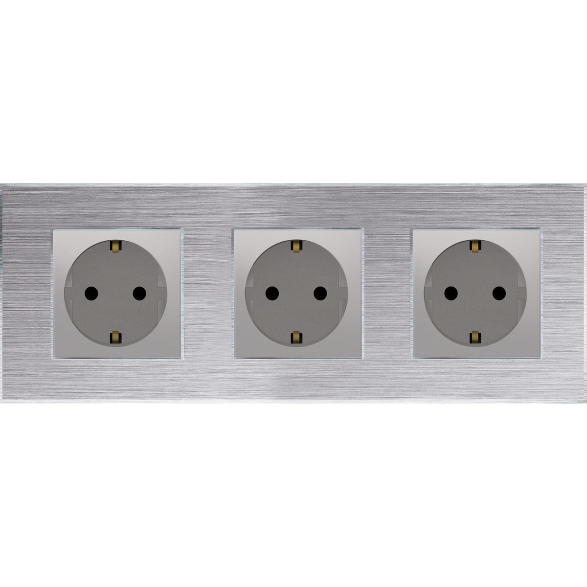 Trivietis kištukinis lizdas su įžeminimu (pilkas), su aliuminiu rėmeliu (sidabrinis)