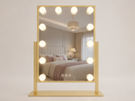 Kosmetinis LED veidrodis Livio 2 auksiniu rėmu 30 × 47.5 cm